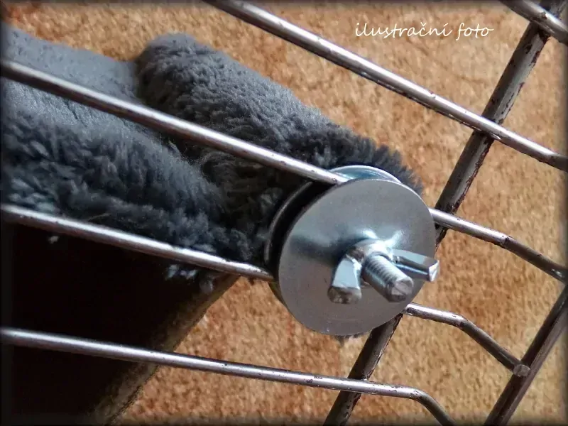 Dvojitá HAMAKA na šroubovací tyčky - vínová + květy