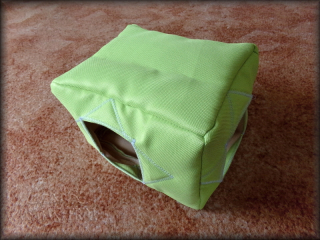 Kostka KLASIK jasná zelená