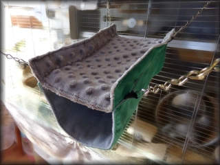 HAMAKOTUNEL zelený + minky puntík