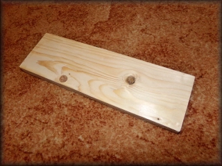 Dřevěná polička 30,5x9x1,8cm