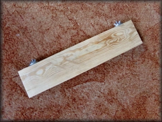 Dřevěná polička 36x8x2cm - matky