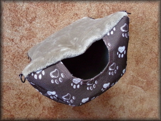 HAMAKODOMEK hnědý, tlapky + hnědošedá