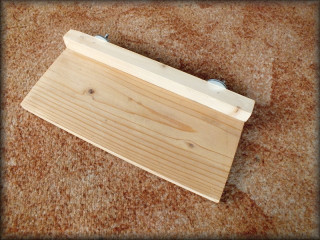 Dřevěná polička 29x13,5x1cm - matky