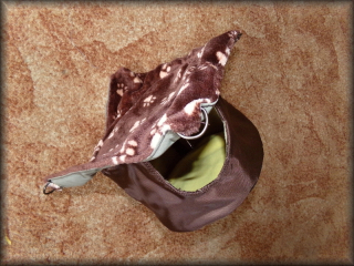 Válcový DOMEK s HAMAKOU hnědý + hnědá, tlapky