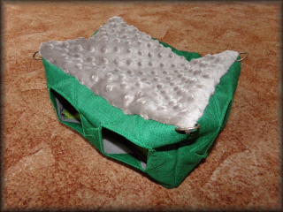 Kostka MAXI zelená+minky, kovová poutka, R